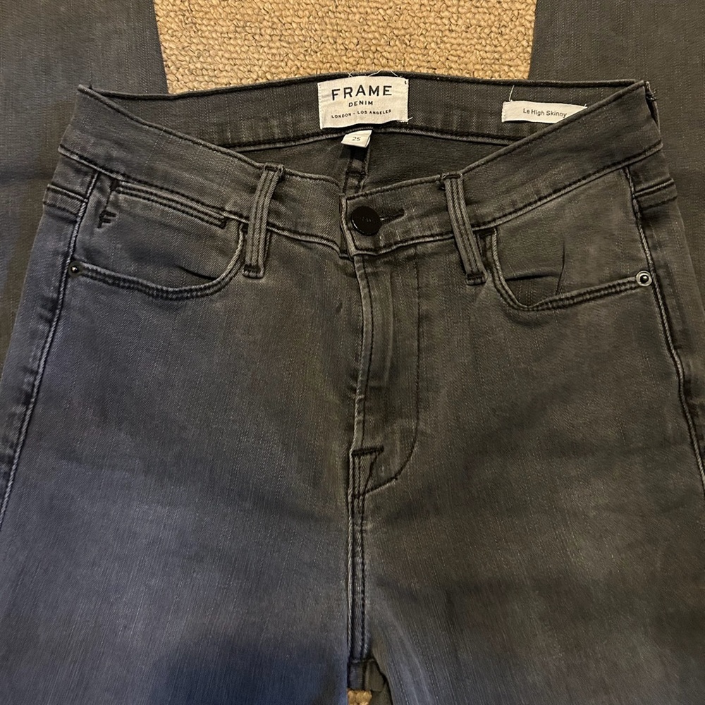 FRAME Stylish Gray Women's Jeans